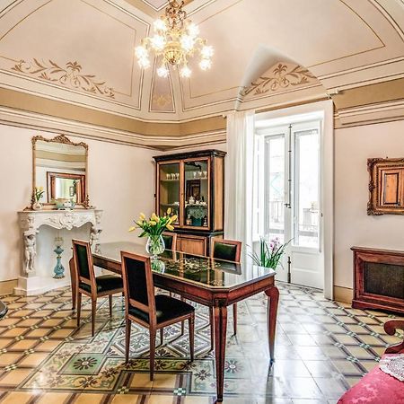 오스투니 Palazzo Stunis - Dimora Di Charme B&B 외부 사진